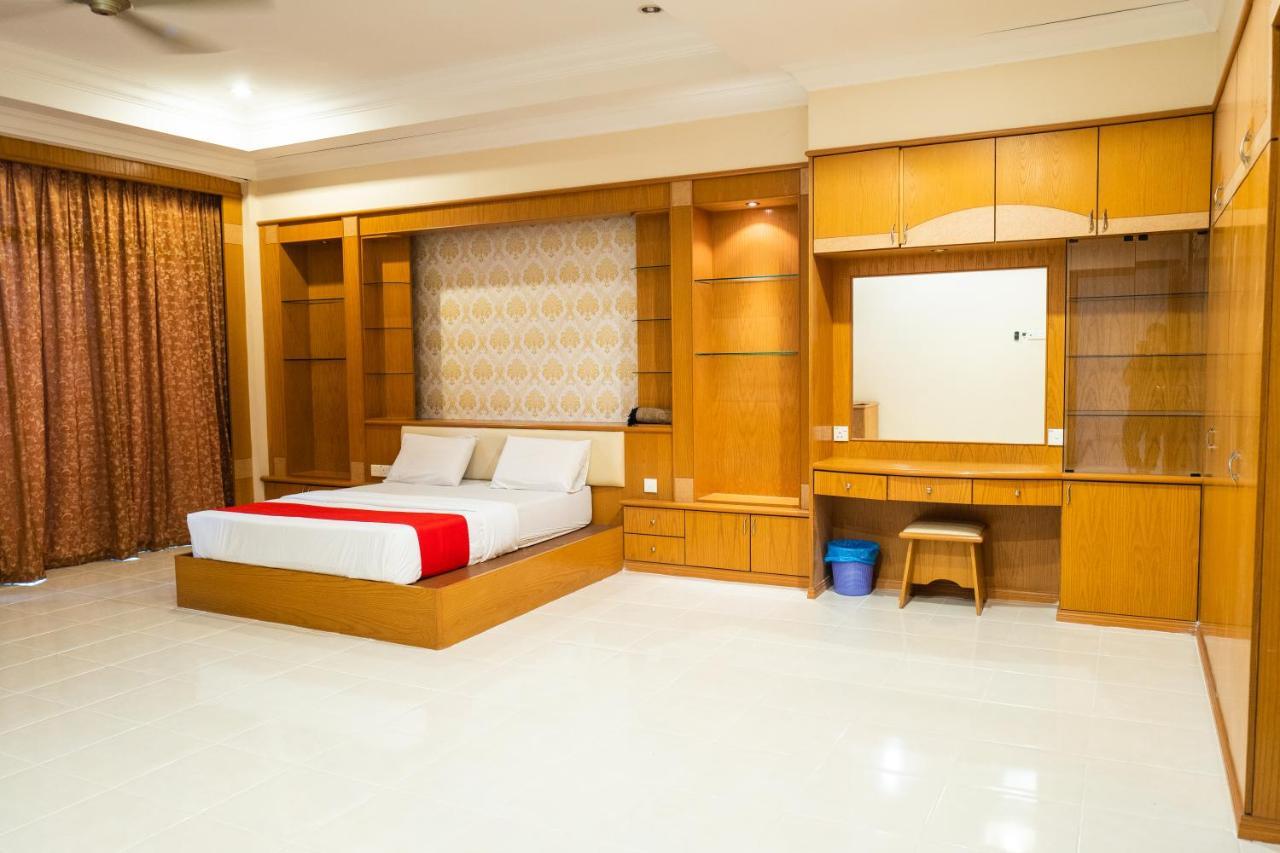 Mk Homestay Wakaf Che Yeh With Bathtub - Max 14 Pax 코타바하루 외부 사진