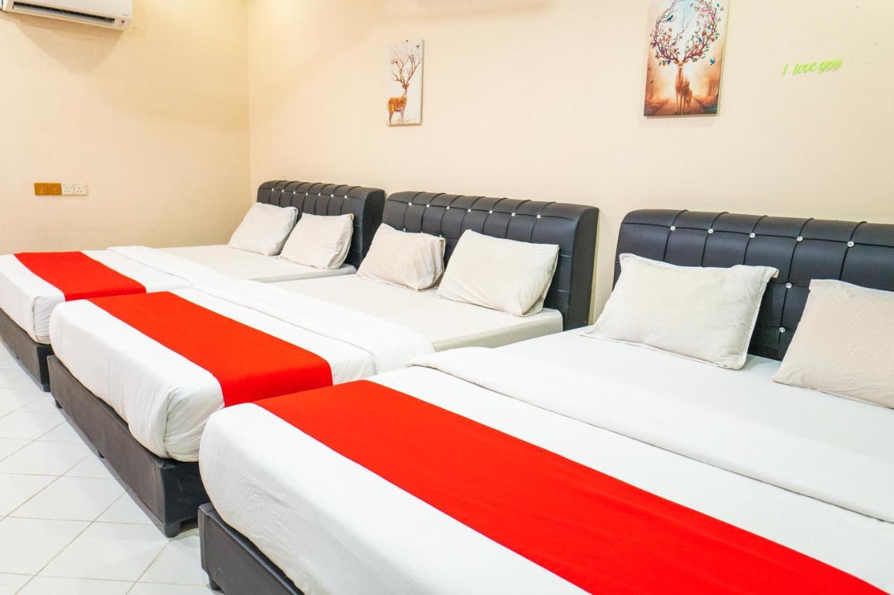 Mk Homestay Wakaf Che Yeh With Bathtub - Max 14 Pax 코타바하루 외부 사진