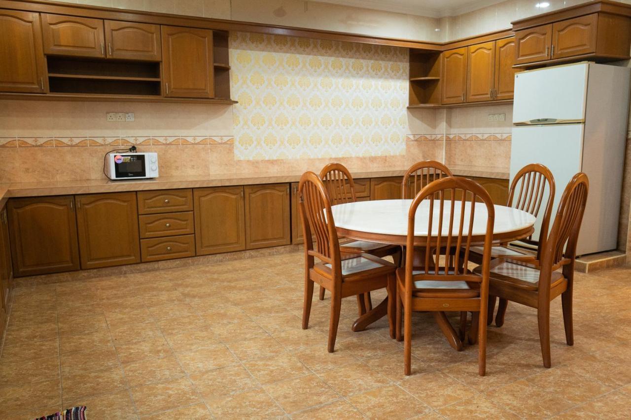Mk Homestay Wakaf Che Yeh With Bathtub - Max 14 Pax 코타바하루 외부 사진