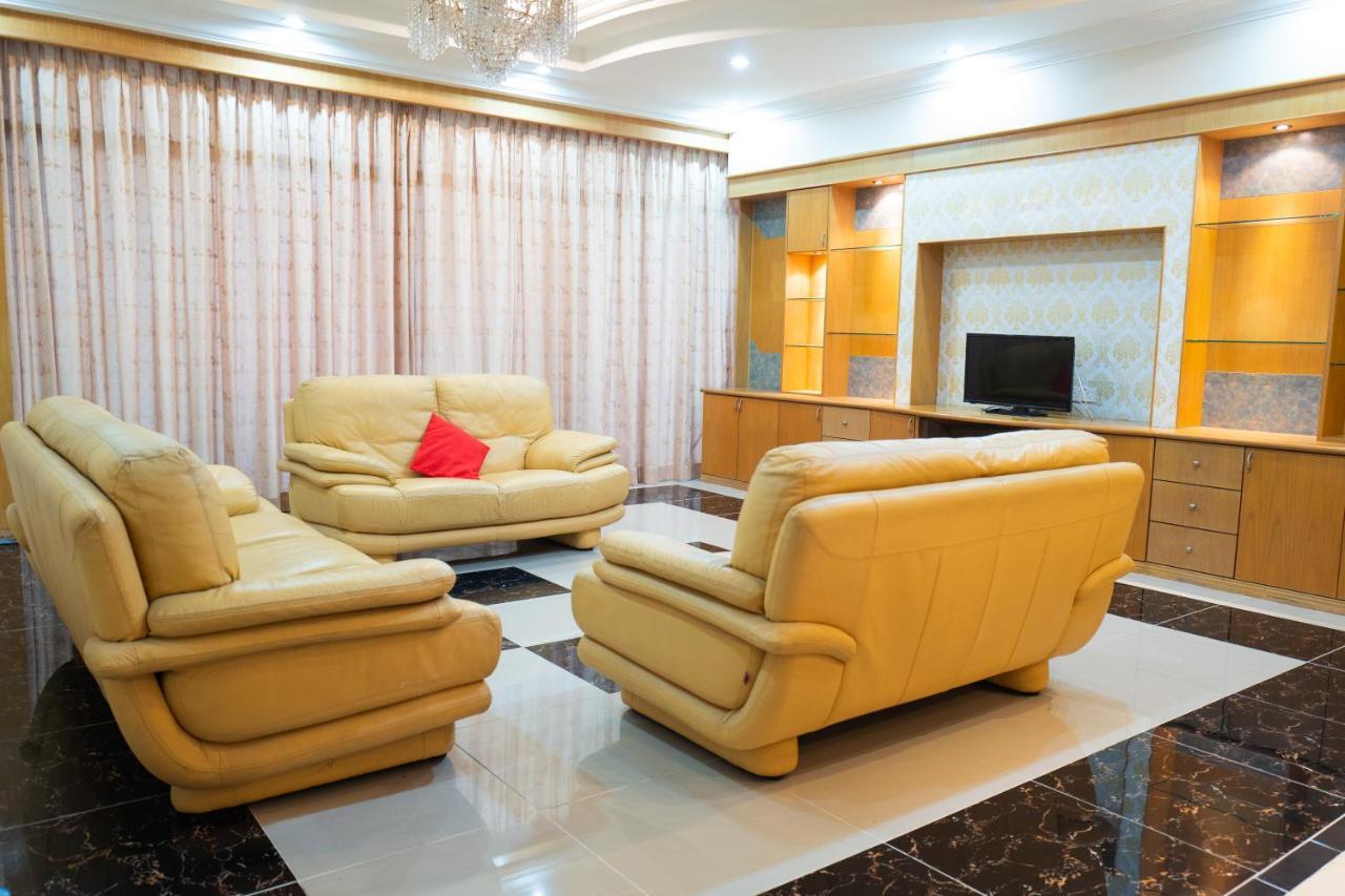 Mk Homestay Wakaf Che Yeh With Bathtub - Max 14 Pax 코타바하루 외부 사진
