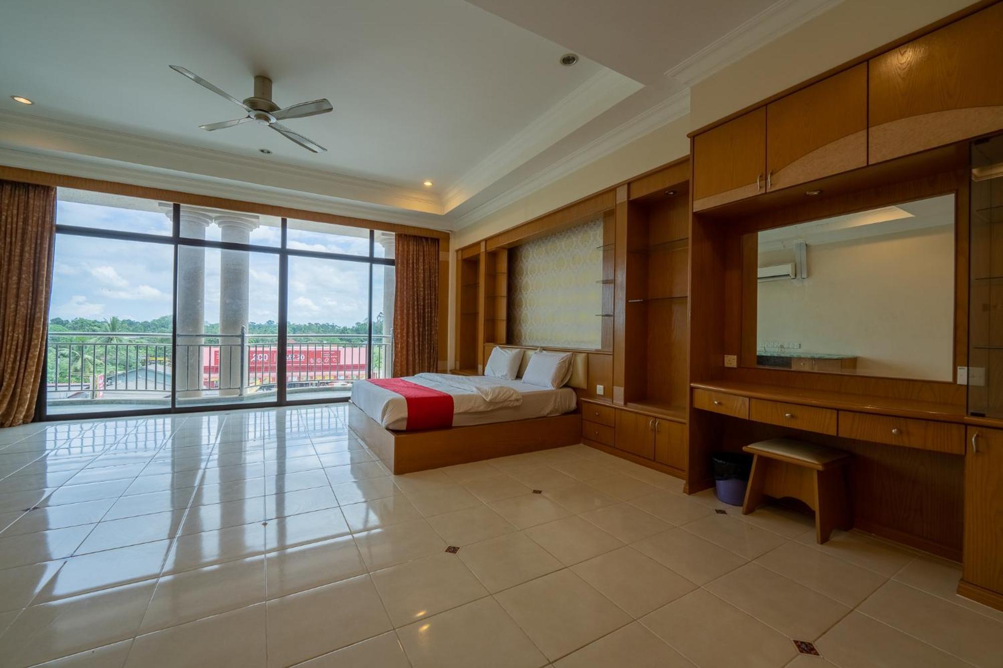 Mk Homestay Wakaf Che Yeh With Bathtub - Max 14 Pax 코타바하루 외부 사진
